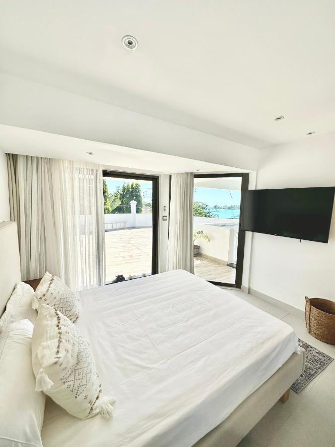 Studio H Grandbay Sea-View Exterior photo