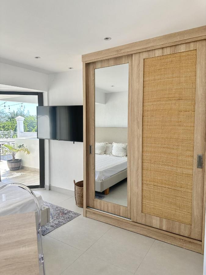 Studio H Grandbay Sea-View Exterior photo
